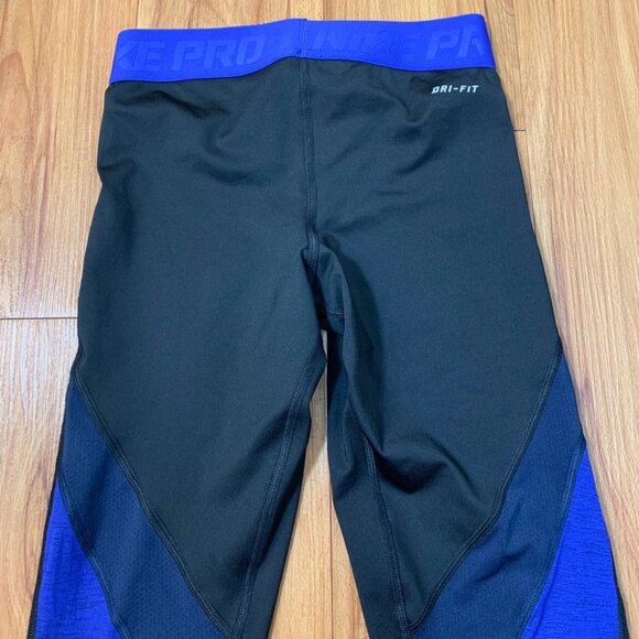 Nike Pro Black & Blue Hypercool Flash Capri Leggings - Picture 6 of 13